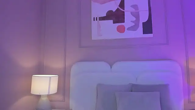 aria greco online show from September 16, 2025, 3:51 am