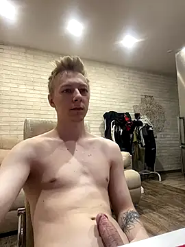 Snapshot of sladkiyoo chatting on October 3, 2025, 8:44 am sladkiyoo online show from October 3, 2025, 8:44 am