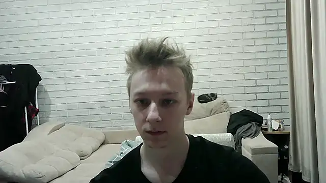 Snapshot of sladkiyoo chatting on January 10, 2026, 9:33 am sladkiyoo online show from January 10, 2026, 9:33 am