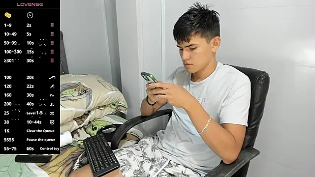 Jacobb Lee online show from February 19, 2025, 8:20 pm