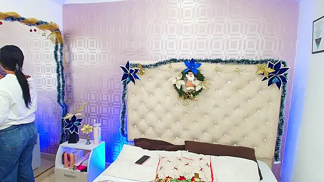 Snapshot of Sara_Desire chatting on January 9, 2025, 12:19 pm Sara Desire online show from January 9, 2025, 12:19 pm