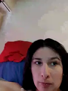 Snapshot of Bigyummmzul chatting on January 18, 2026, 9:07 pm Bigyummmzul online show from January 18, 2026, 9:07 pm