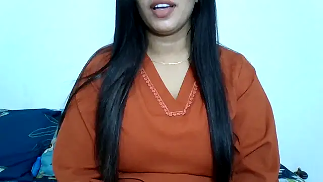 sparkling queen online show from March 20, 2025, 12:53 pm