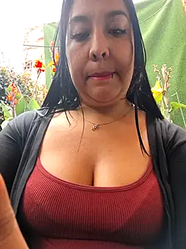 Snapshot of Bella_keny chatting on May 19, 2026, 6:36 pm Bella keny online show from May 19, 2026, 6:36 pm