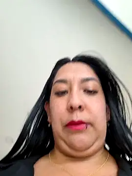 Snapshot of Bella_keny chatting on May 29, 2026, 5:55 pm Bella keny online show from May 29, 2026, 5:55 pm