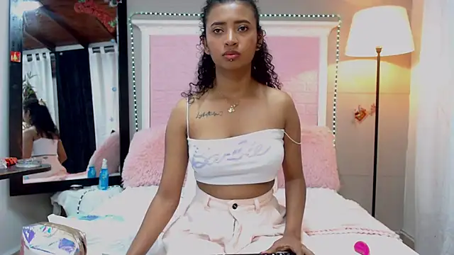 JessyZoe online show from January 23, 2025, 12:19 pm