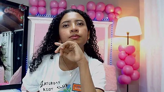 JessyZoe online show from February 3, 2025, 4:20 pm