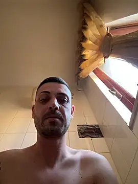 iltoscano95 online show from June 27, 2026, 5:40 pm