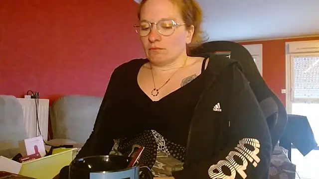 Snapshot of cruellaculdenfer67 chatting on March 21, 2025, 8:06 am cruellaculdenfer67 online show from March 21, 2025, 8:06 am
