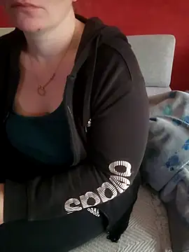 Snapshot of cruellaculdenfer67 chatting on October 3, 2025, 7:49 am cruellaculdenfer67 online show from October 3, 2025, 7:49 am