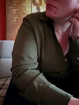 Snapshot of cruellaculdenfer67 chatting on February 18, 2026, 10:11 am cruellaculdenfer67 online show from February 18, 2026, 10:11 am