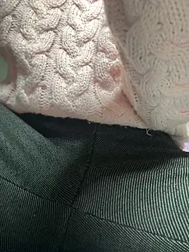 Snapshot of ur_pleasure_ chatting on December 12, 2024, 6:31 pm ur pleasure online show from December 12, 2024, 6:31 pm