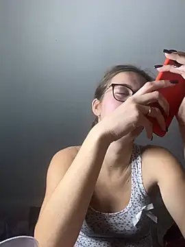 Snapshot of ur_pleasure_ chatting on December 18, 2024, 8:47 pm ur pleasure online show from December 18, 2024, 8:47 pm