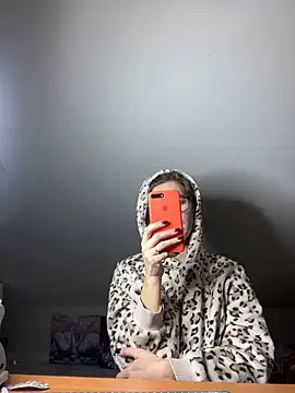 Snapshot of ur_pleasure_ chatting on December 24, 2024, 8:16 pm ur pleasure online show from December 24, 2024, 8:16 pm