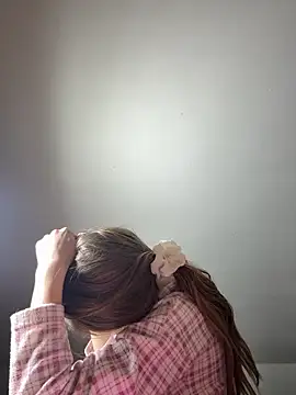 Snapshot of ur_pleasure_ chatting on January 27, 2025, 8:39 pm ur pleasure online show from January 27, 2025, 8:39 pm