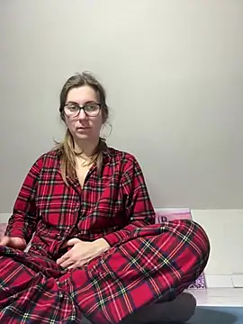 Snapshot of ur_pleasure_ chatting on February 16, 2025, 9:27 pm ur pleasure online show from February 16, 2025, 9:27 pm