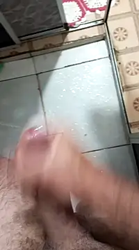 Snapshot of Din0071 chatting on December 28, 2024, 1:38 pm Din0071 online show from December 28, 2024, 1:38 pm