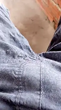 Snapshot of Din0071 chatting on January 7, 2025, 2:41 pm Din0071 online show from January 7, 2025, 2:41 pm