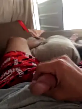 Snapshot of Din0071 chatting on February 6, 2025, 6:35 pm Din0071 online show from February 6, 2025, 6:35 pm