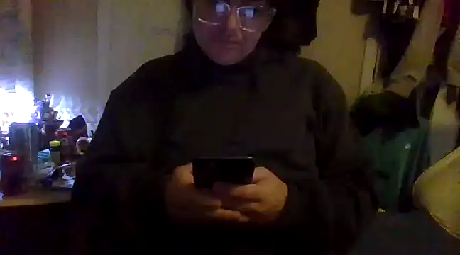 Snapshot of velvetta_ chatting on December 21, 2024, 7:13 am velvetta  online show from December 21, 2024, 7:13 am