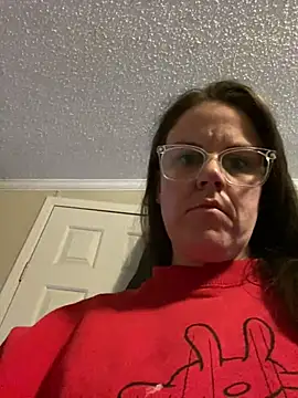 Snapshot of velvetta_ chatting on December 21, 2024, 10:19 pm velvetta  online show from December 21, 2024, 10:19 pm