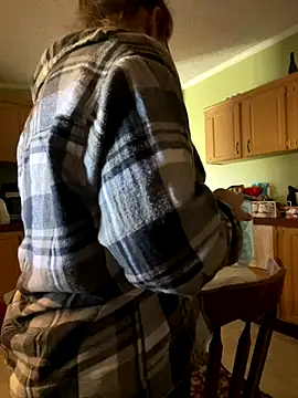 Snapshot of velvetta_ chatting on October 25, 2025, 4:46 pm velvetta  online show from October 25, 2025, 4:46 pm