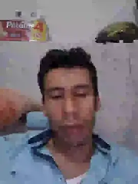 Snapshot of josehot151515 chatting on December 20, 2024, 2:19 am josehot151515 online show from December 20, 2024, 2:19 am