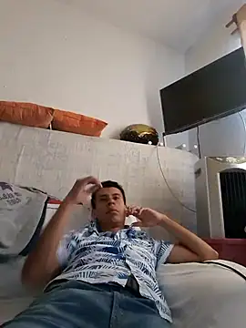 Snapshot of josehot151515 chatting on January 14, 2025, 6:49 pm josehot151515 online show from January 14, 2025, 6:49 pm