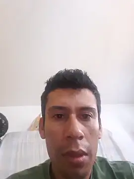 Snapshot of josehot151515 chatting on February 13, 2026, 4:25 pm josehot151515 online show from February 13, 2026, 4:25 pm