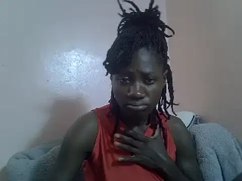 Snapshot of Petite_rider chatting on March 21, 2025, 11:01 am Petite rider online show from March 21, 2025, 11:01 am