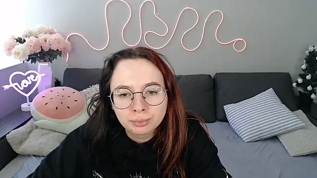 Mini Diva online show from January 17, 2026, 9:14 am