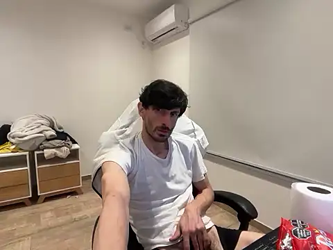 nicolaaaaas online show from October 26, 2025, 1:44 am