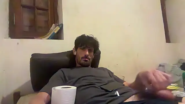 nicolaaaaas online show from February 26, 2026, 1:32 pm