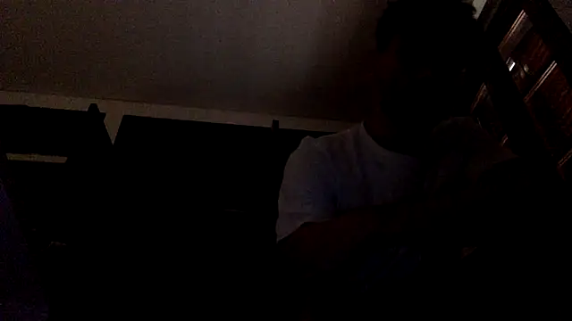 nicolaaaaas online show from April 17, 2026, 7:50 pm