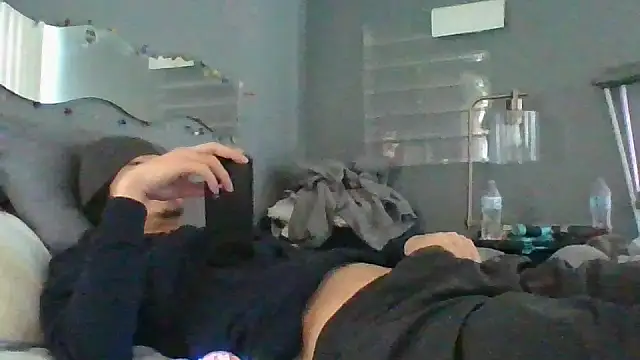 Snapshot of gifted723 chatting on November 30, 2025, 6:34 pm gifted723 online show from November 30, 2025, 6:34 pm