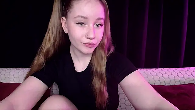 Snapshot of SindiWatsoon chatting on December 25, 2024, 6:30 pm SindiWatsoon online show from December 25, 2024, 6:30 pm