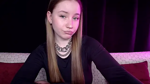 Snapshot of SindiWatsoon chatting on January 22, 2025, 1:11 pm SindiWatsoon online show from January 22, 2025, 1:11 pm