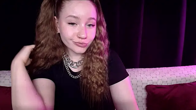 Snapshot of SindiWatsoon chatting on February 28, 2025, 6:20 pm SindiWatsoon online show from February 28, 2025, 6:20 pm