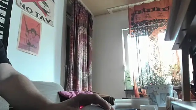 Snapshot of soulfuck92 chatting on January 25, 2025, 2:03 pm soulfuck92 online show from January 25, 2025, 2:03 pm