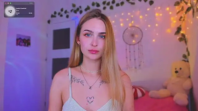 Kamila icee online show from February 6, 2025, 11:15 pm