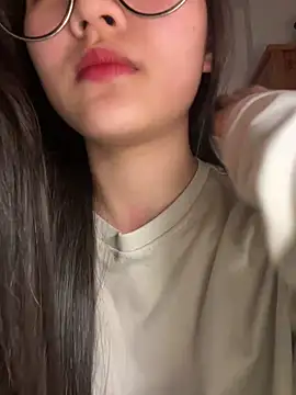 Krixxi22 online show from February 12, 2026, 5:30 pm