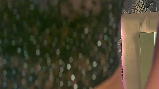 Snapshot of reyabaines chatting on February 6, 2026, 11:19 pm reyabaines online show from February 6, 2026, 11:19 pm