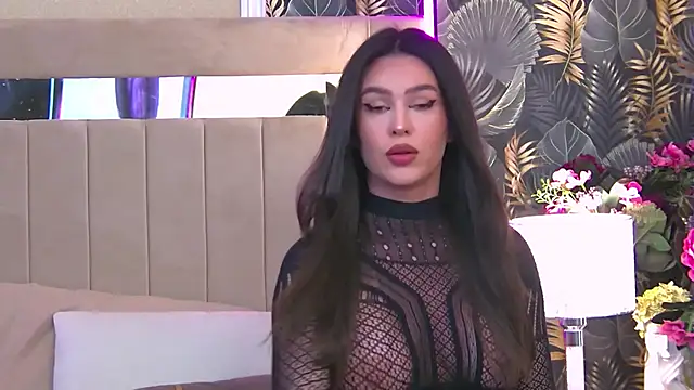 Snapshot of reyabaines chatting on February 21, 2026, 3:18 am reyabaines online show from February 21, 2026, 3:18 am