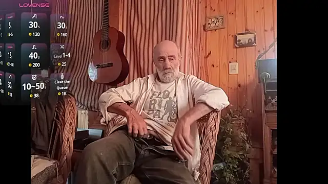 papifacu online show from March 7, 2025, 4:33 pm