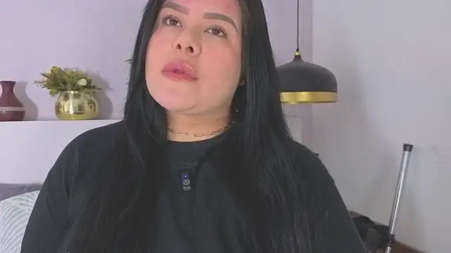 Snapshot of Scarlett_grey1 chatting on March 2, 2026, 10:44 am Scarlett grey1 online show from March 2, 2026, 10:44 am