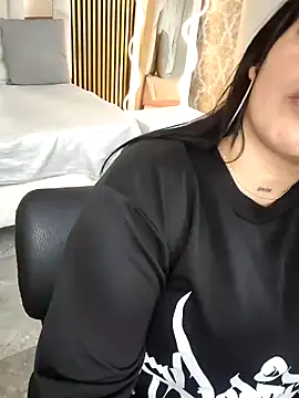 martinna tay online show from February 28, 2026, 3:29 am