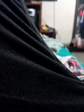 Snapshot of Akonam3000 chatting on November 7, 2025, 5:02 pm Akonam3000 online show from November 7, 2025, 5:02 pm