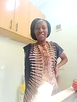 LOVELY-2BERRY online show from October 2, 2025, 5:14 am