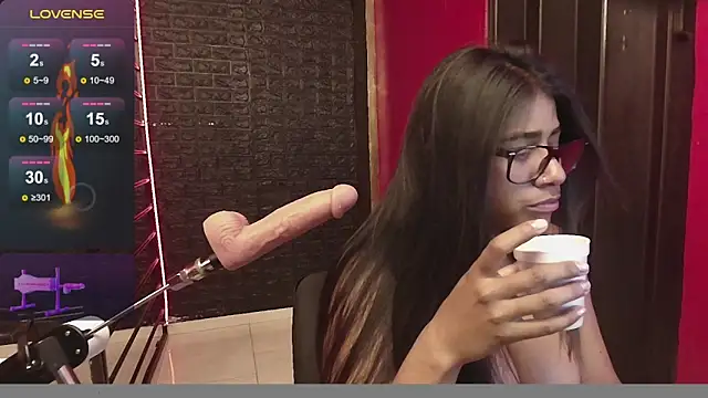 Snapshot of Rubi_boobs_ chatting on September 23, 2025, 2:31 pm Rubi boobs online show from September 23, 2025, 2:31 pm