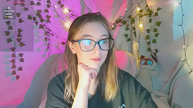 monlight  dana online show from December 6, 2024, 11:54 am